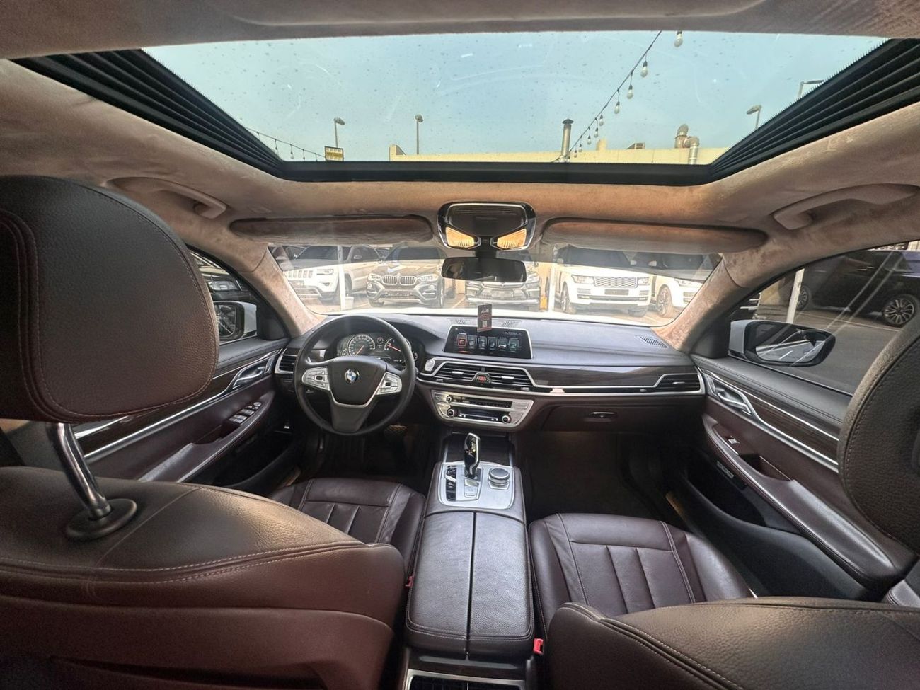 بي أم دبليو 730Li Executive 2.0L