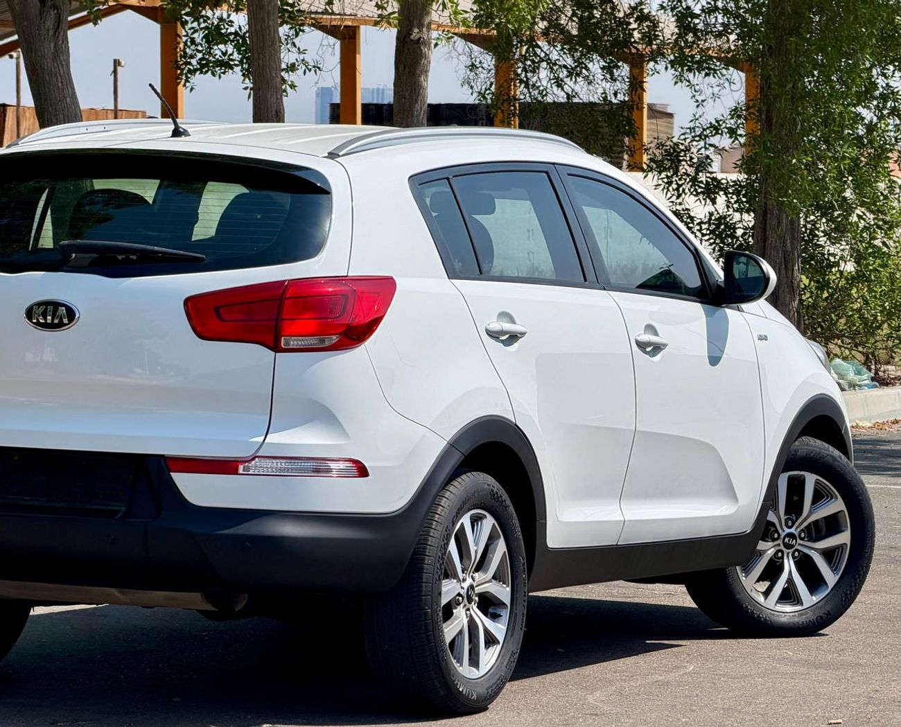 Kia Sportage LX STANDARD GCC I Cruise, Camera GPS I Accident Free I Original Paint