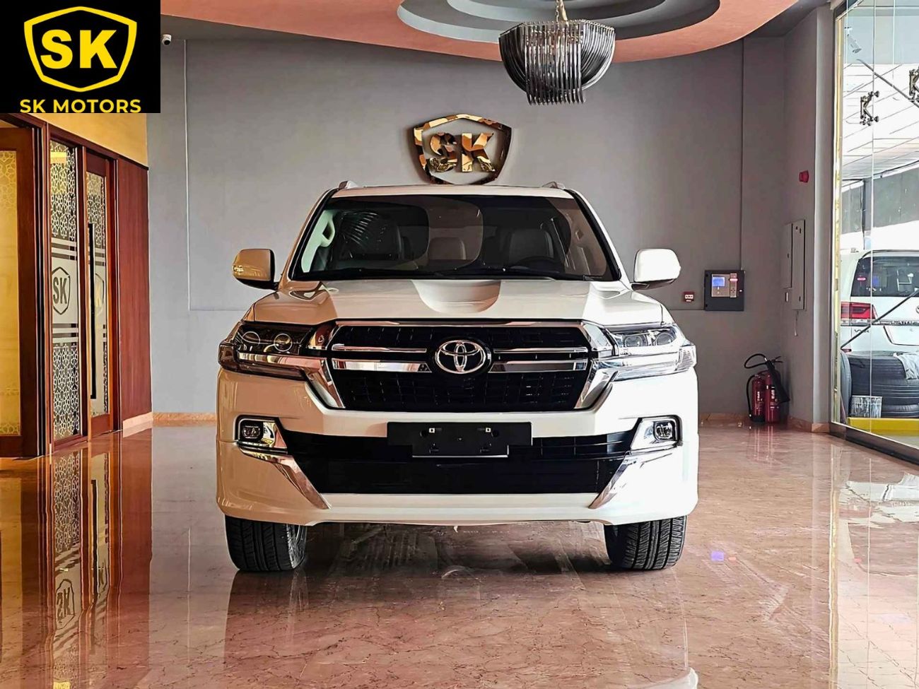 تويوتا لاند كروزر GXR/ V8 4.6L/ FULL OPTION / GCC / EXPORT ONLY / LOT#22256