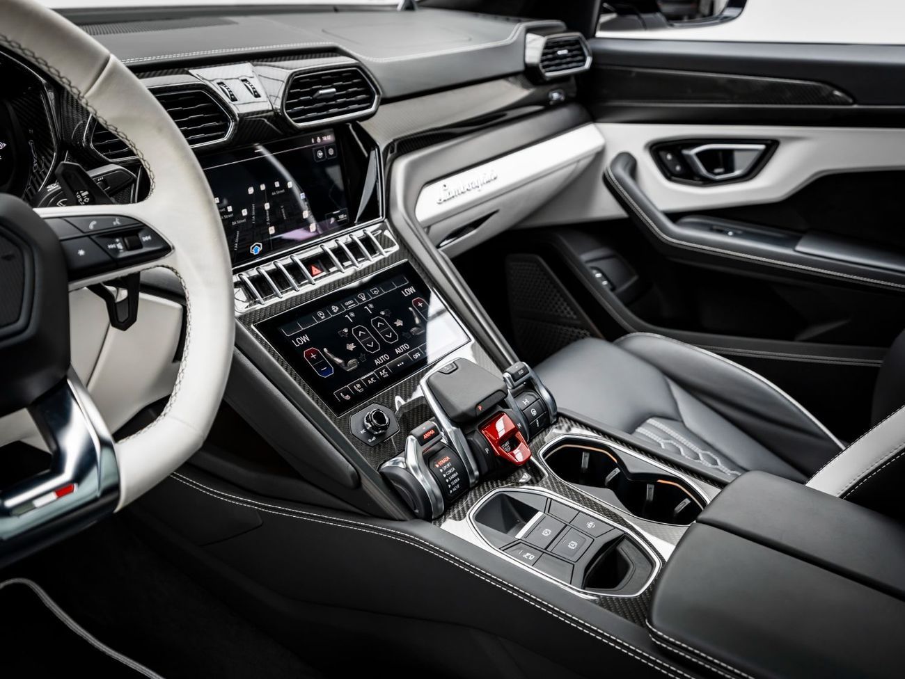 لامبورغيني اوروس S 4.0T V8