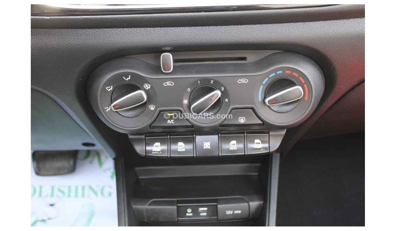 كيا بيجاس MPI توب خالية من الحوادث - خليجي - رقم 1 - الفل - السيارة بحالة الوكالة من الداخل والخارج