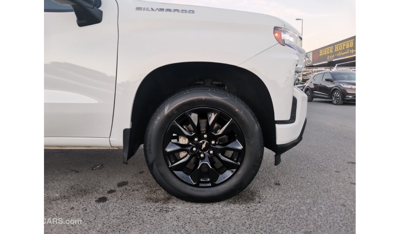 Chevrolet Silverado 4X4 Very clean car