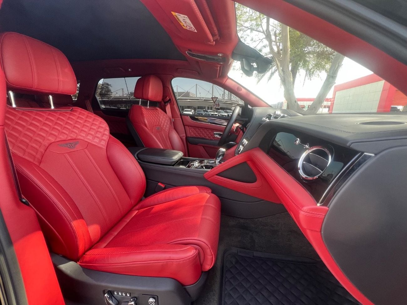 بنتلي بينتايجا Bentayga 4.0T