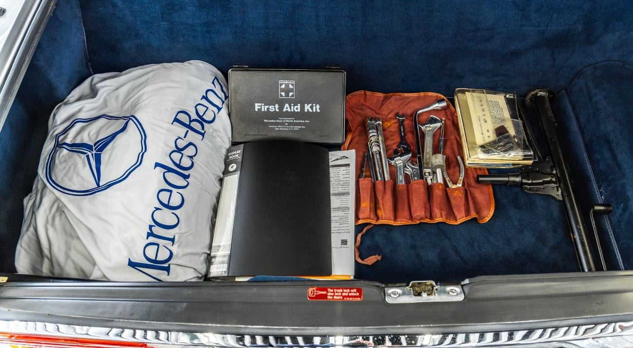 مرسيدس بنز SL 560