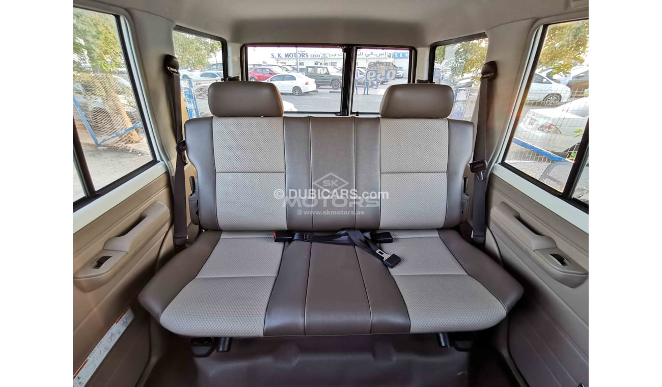 Toyota Land Cruiser 70 4.2L Diesel, 16" Alloy Rims, 4WD Gear Box, Xenon Headlights, CODE - HTLX76