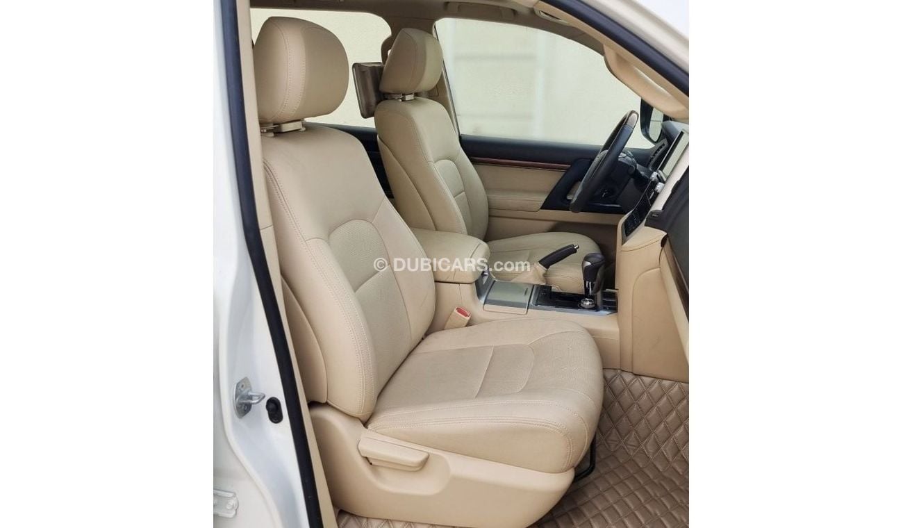 Toyota Land Cruiser GXR-V6-2016-Excellent Condition-Vat Inclusive-Bank Finance Available