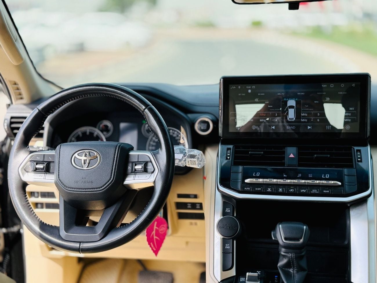 Toyota Land Cruiser Full option