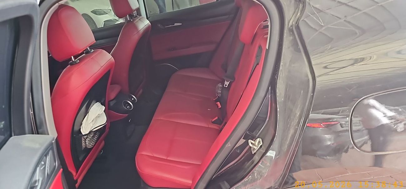 Alfa Romeo Stelvio SUPER 2.0