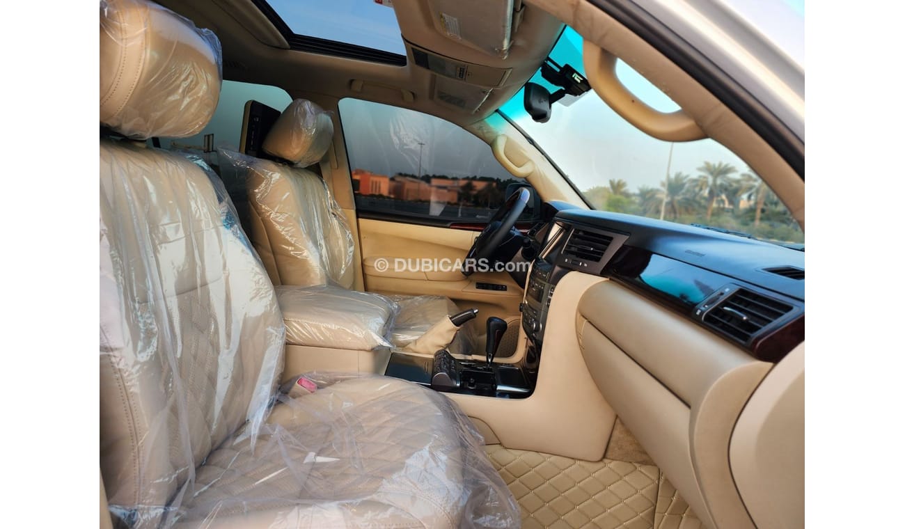 Lexus LX 570 facelifted