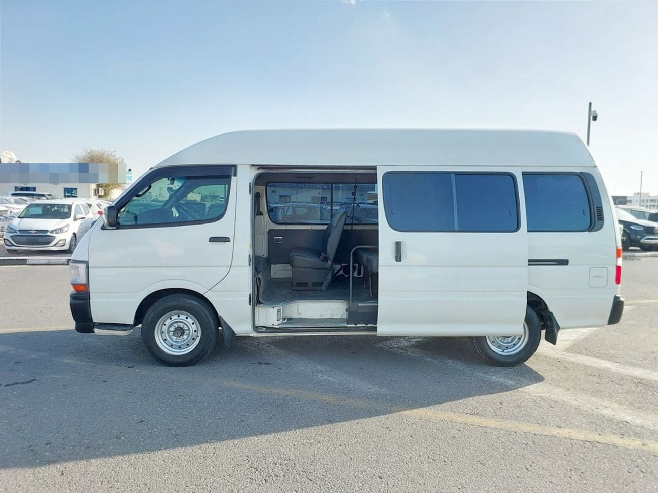 تويوتا هاياس TOYOTA HIACE COMMUTER VAN RHD 2003 MODEL 3.0 L DIESEL MANUAL(PM15151)