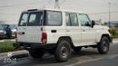 تويوتا لاند كروزر 70 LC76 - LX 4.2L Diesel Engine | Manual 4x4 Transmission | Diff Lock | 5 Door | 9+ Seating