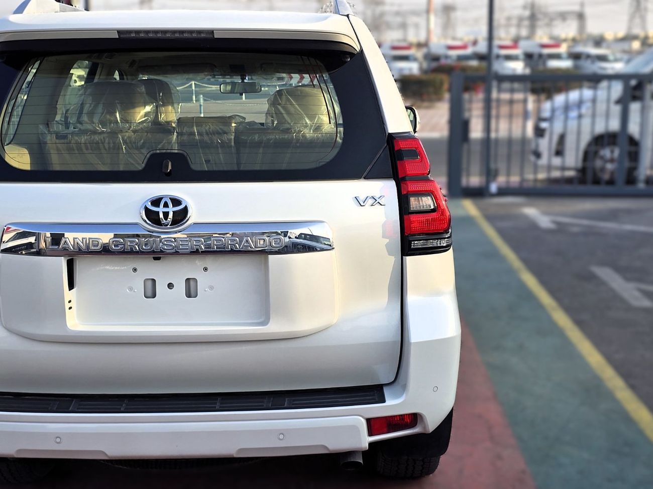 Toyota Prado Land Cruiser Prado VX 4.0l petrol 4WD SUV White  Color 2023 Model