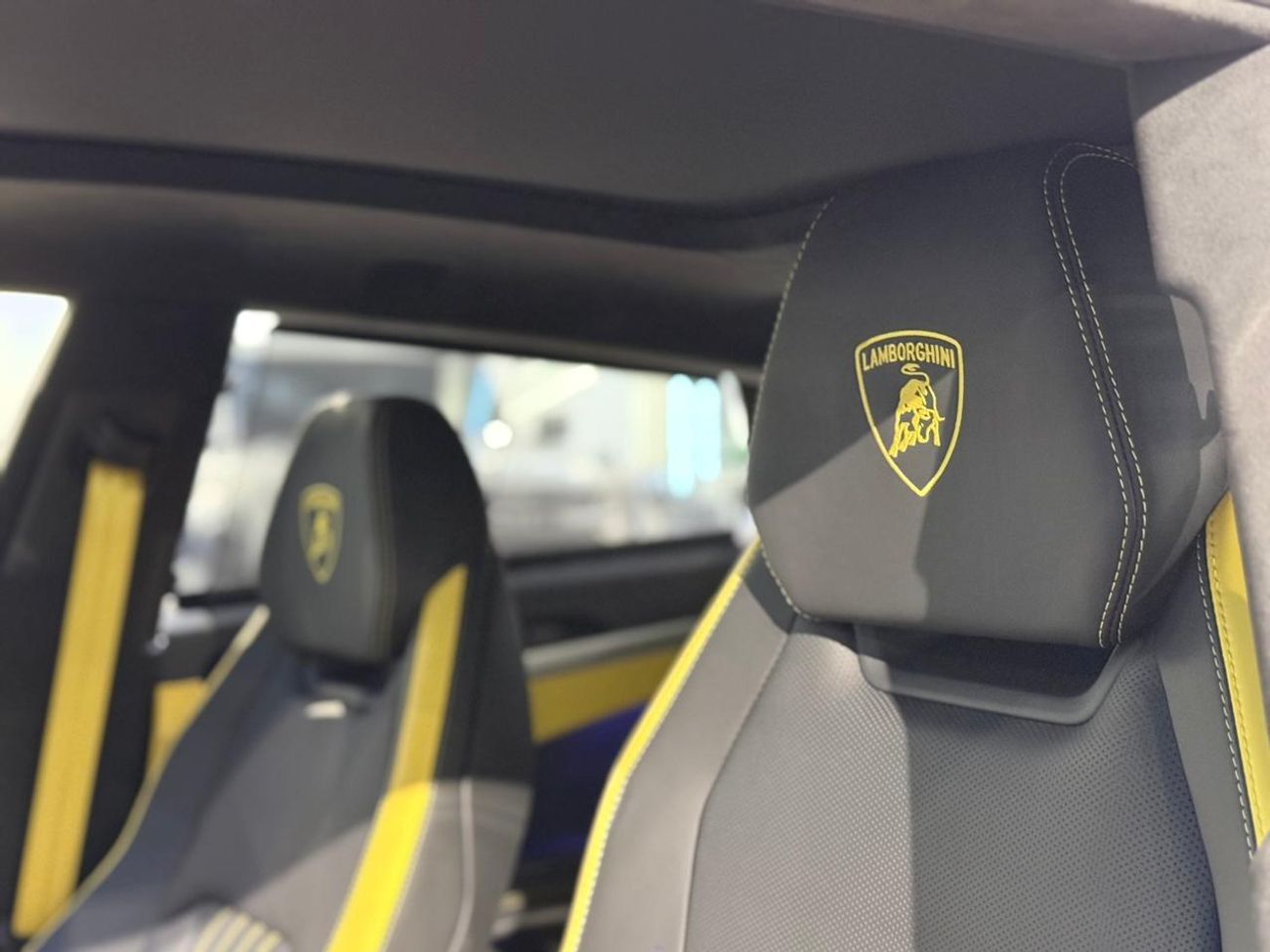 Lamborghini Urus 2025 LAMBORGHINI URUS SE BRAND NEW KOREAN SPECS FOR EXPORT STD 4.0T V8