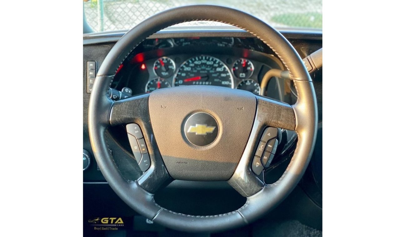 Chevrolet Express 2019 Chevrolet Explorer Limited SE 9 Seater, Warranty, Low Kms