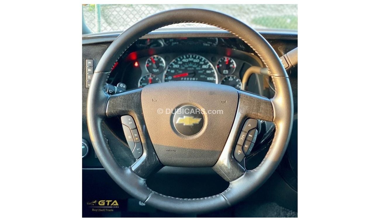 Chevrolet Express 2019 Chevrolet Explorer Limited SE 9 Seater, Warranty, Low Kms