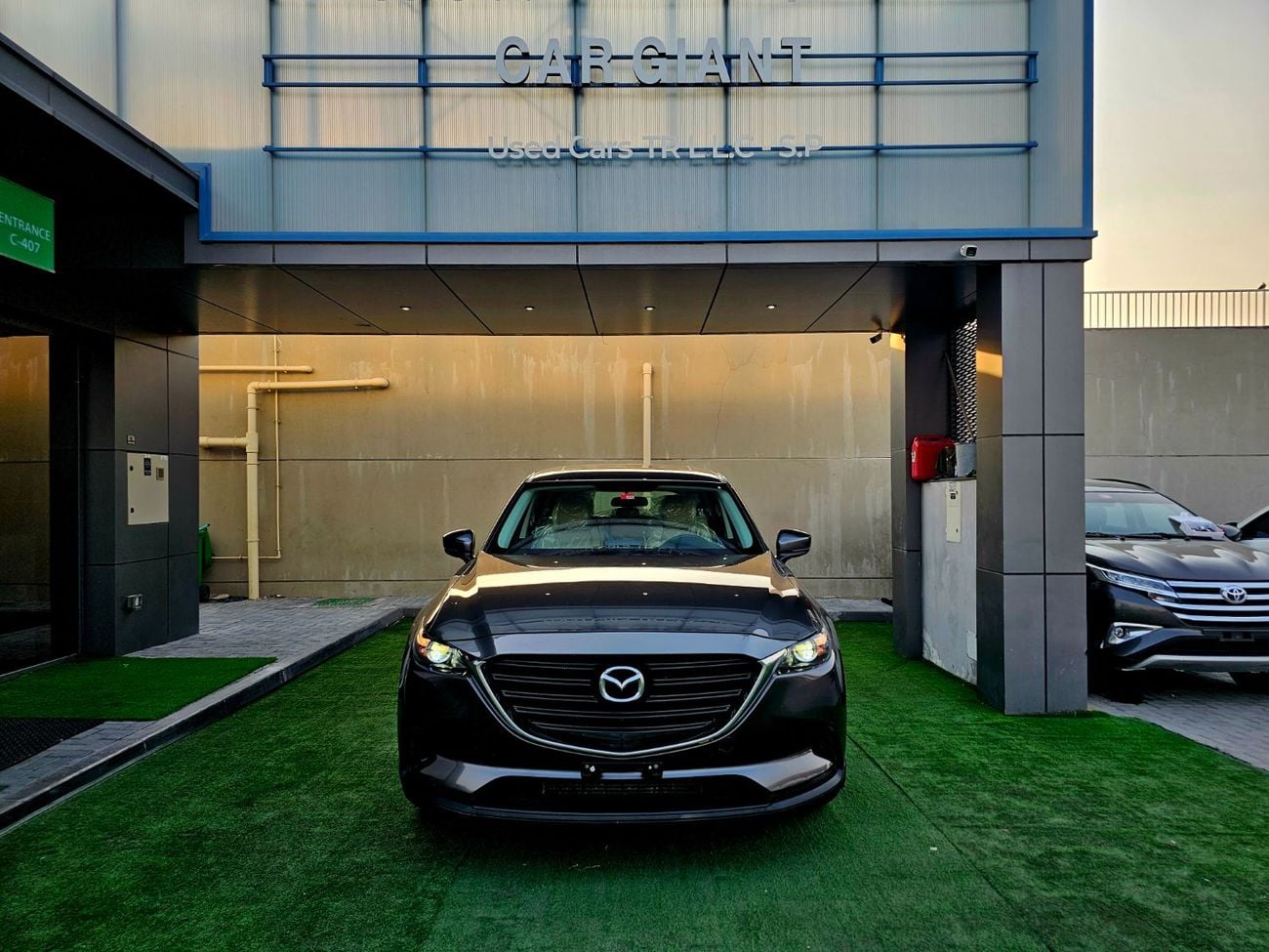 Mazda CX-9 GS CX-9 / 2.5L AWD GCC / LEATHER SEATS / LOW MILEAGE / MINT CONDITION