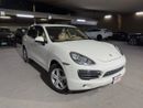 Porsche Cayenne S 4.8L PORSCHE CAYENNE S 2012 | 14-WAY ADAPTIVE SEATS | SUNROOF | PORSCHE SERVICE HISTORY