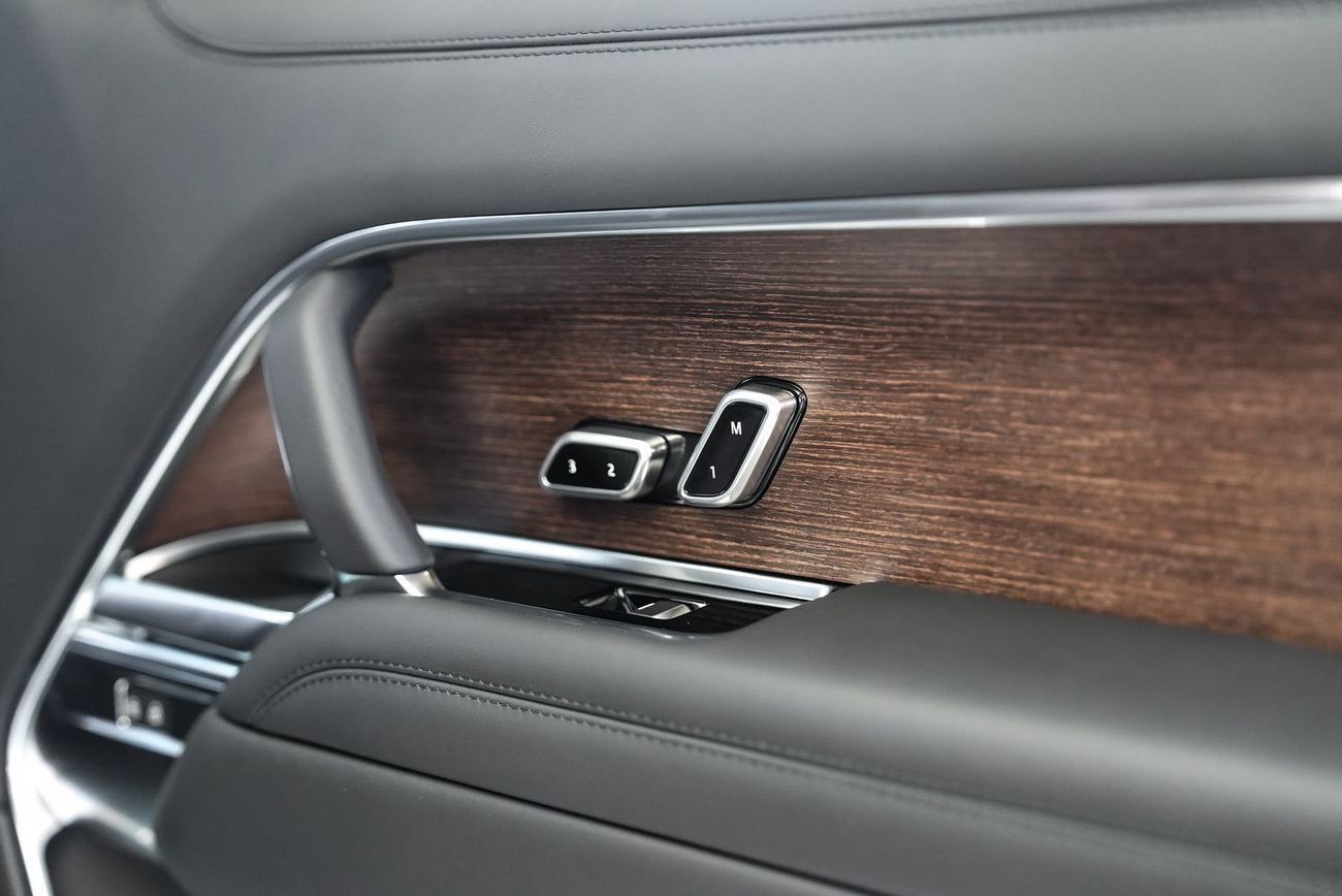 Land Rover Range Rover LWB Autobiography P530 4.4L