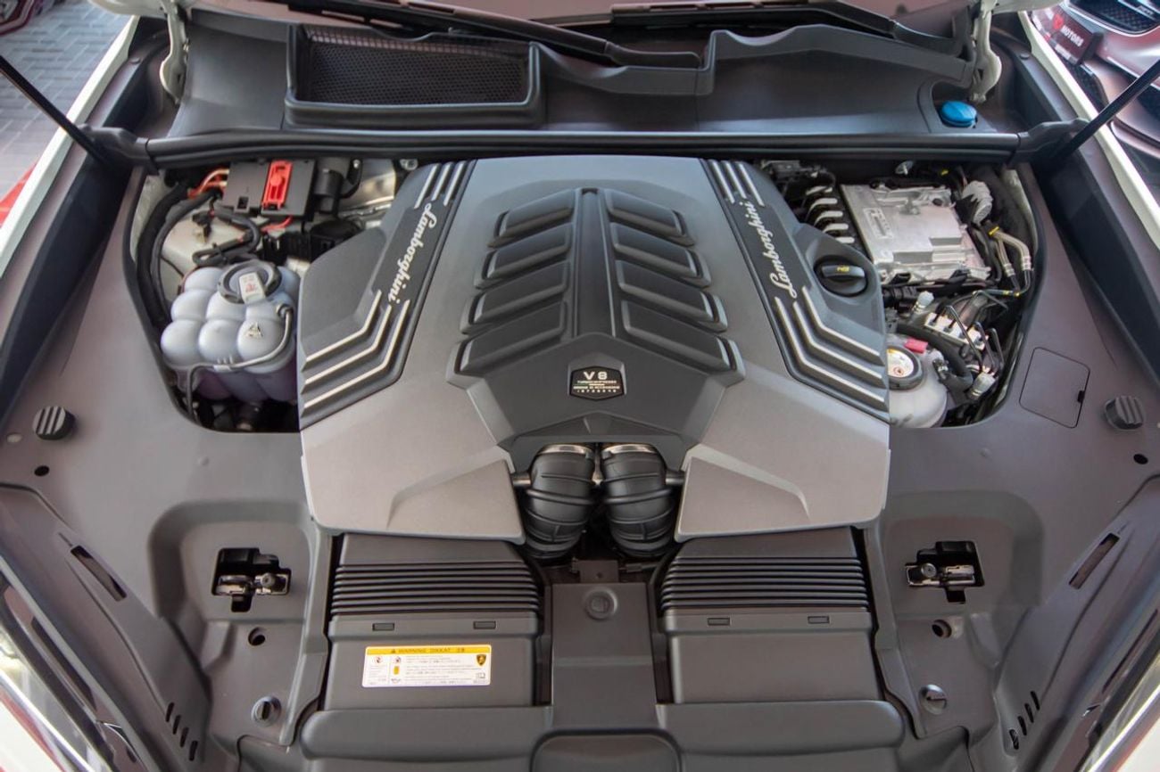 Lamborghini Urus Lamborghini Urus SE | 2025 | 1,200km