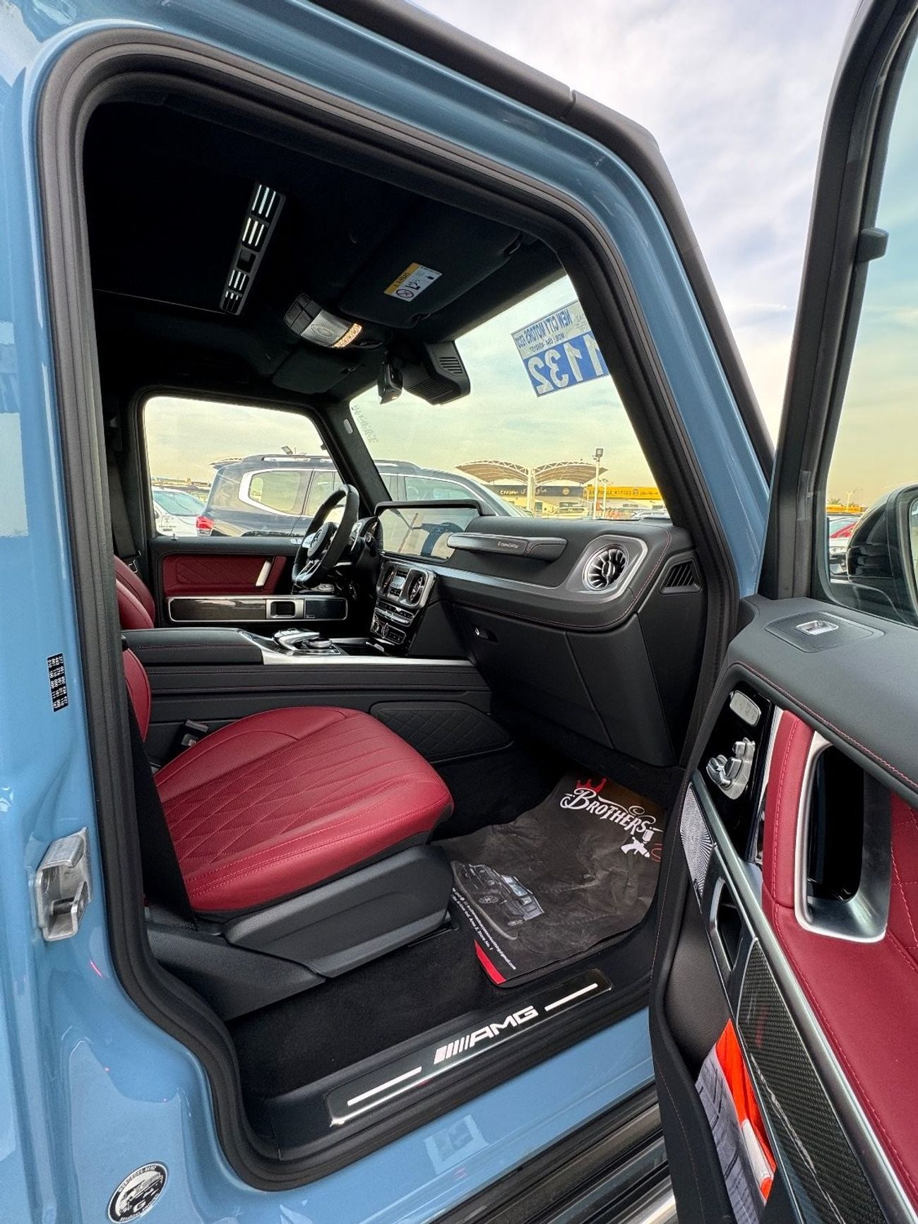 Mercedes-Benz G 63 AMG Mercedes Benz G63 AMG 4.0 V8 Engine China blue Interior Red 2023