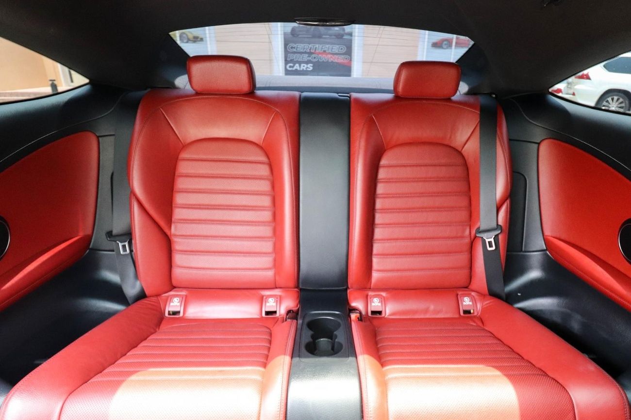 Mercedes-Benz C 300 C205