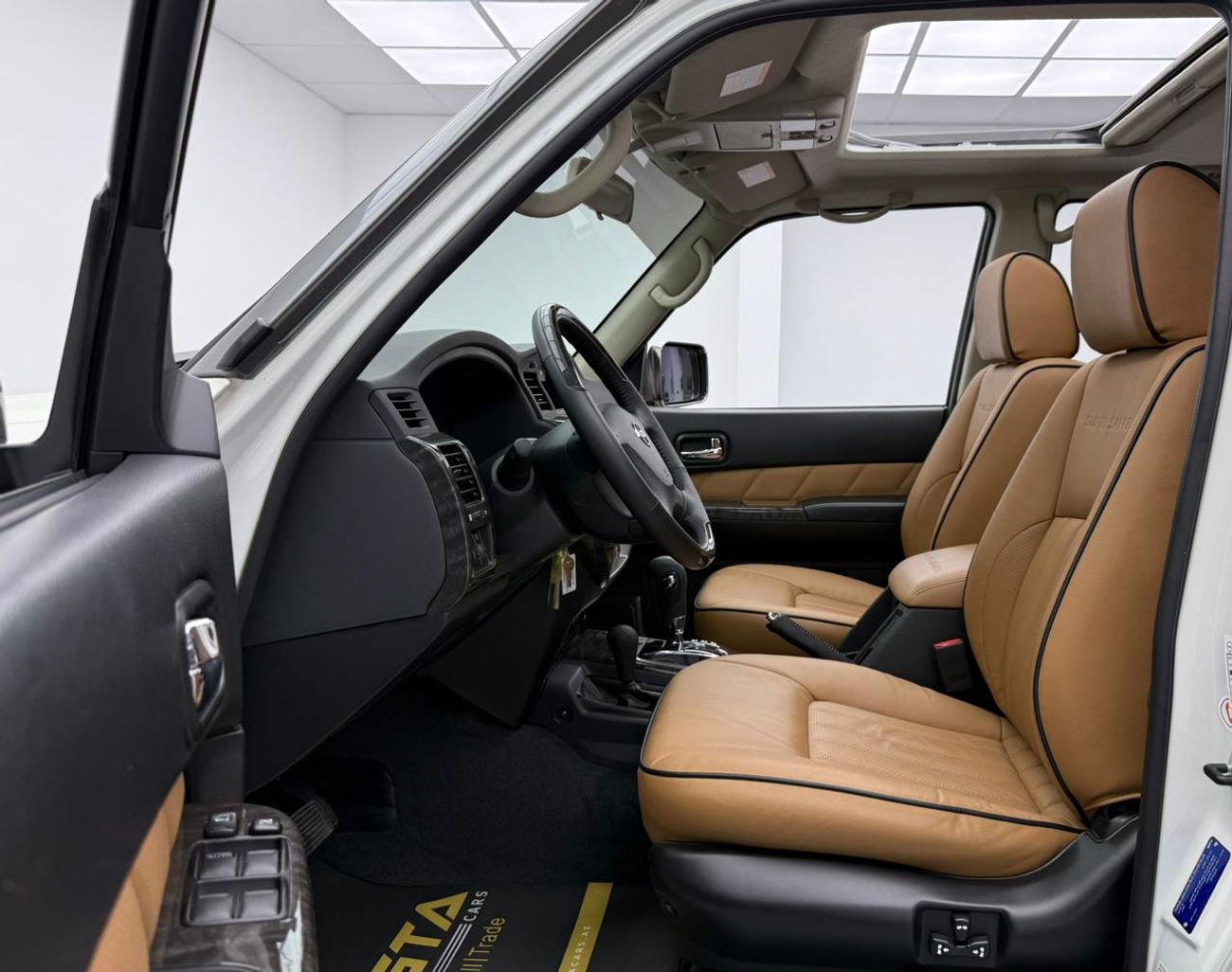 نيسان باترول سوبر سفاري  2024 Nissan Patrol Super Safari Al Ostoura Edition, 2029  Nissan Warranty, Low Km, GCC