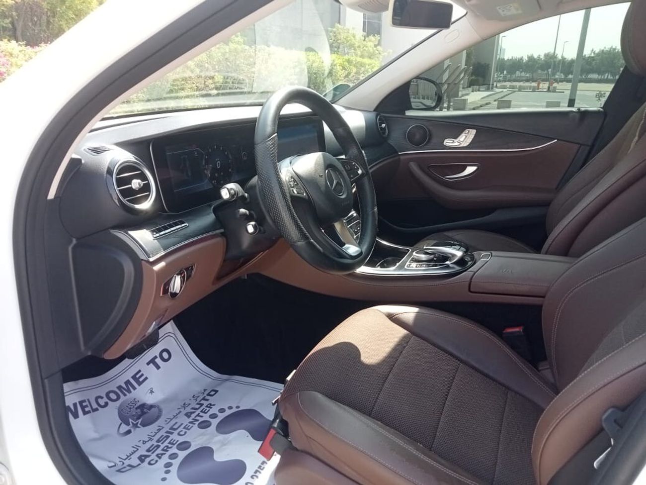 Mercedes-Benz E200 E200