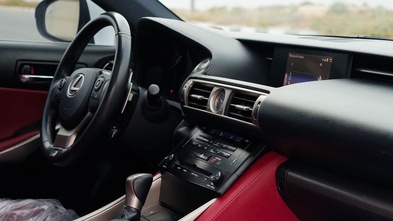 Lexus IS250 2.5 USA EXCELLENT CONDITION