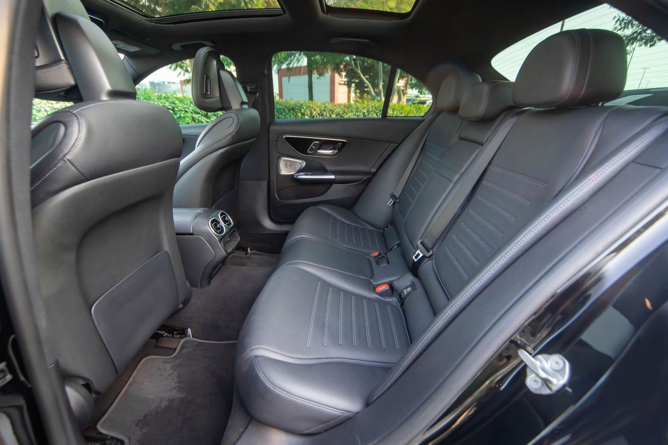 مرسيدس بنز C 300 Base