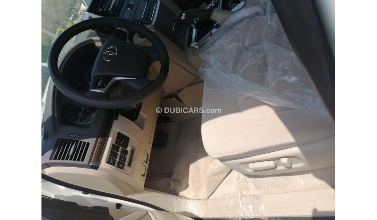 Toyota Land Cruiser with electric seats