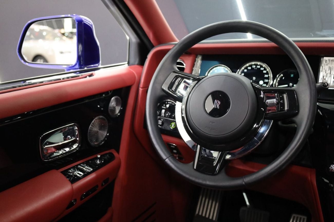 Rolls-Royce Phantom Std 6.8L VIII, Bespoke Audio, Rear Entertainment, Brushed Steel Bonnet, GCC Specs!!