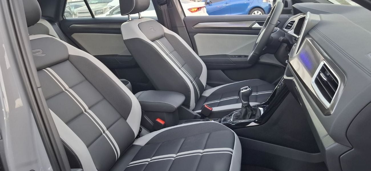 فولكس واجن T ROC R-line