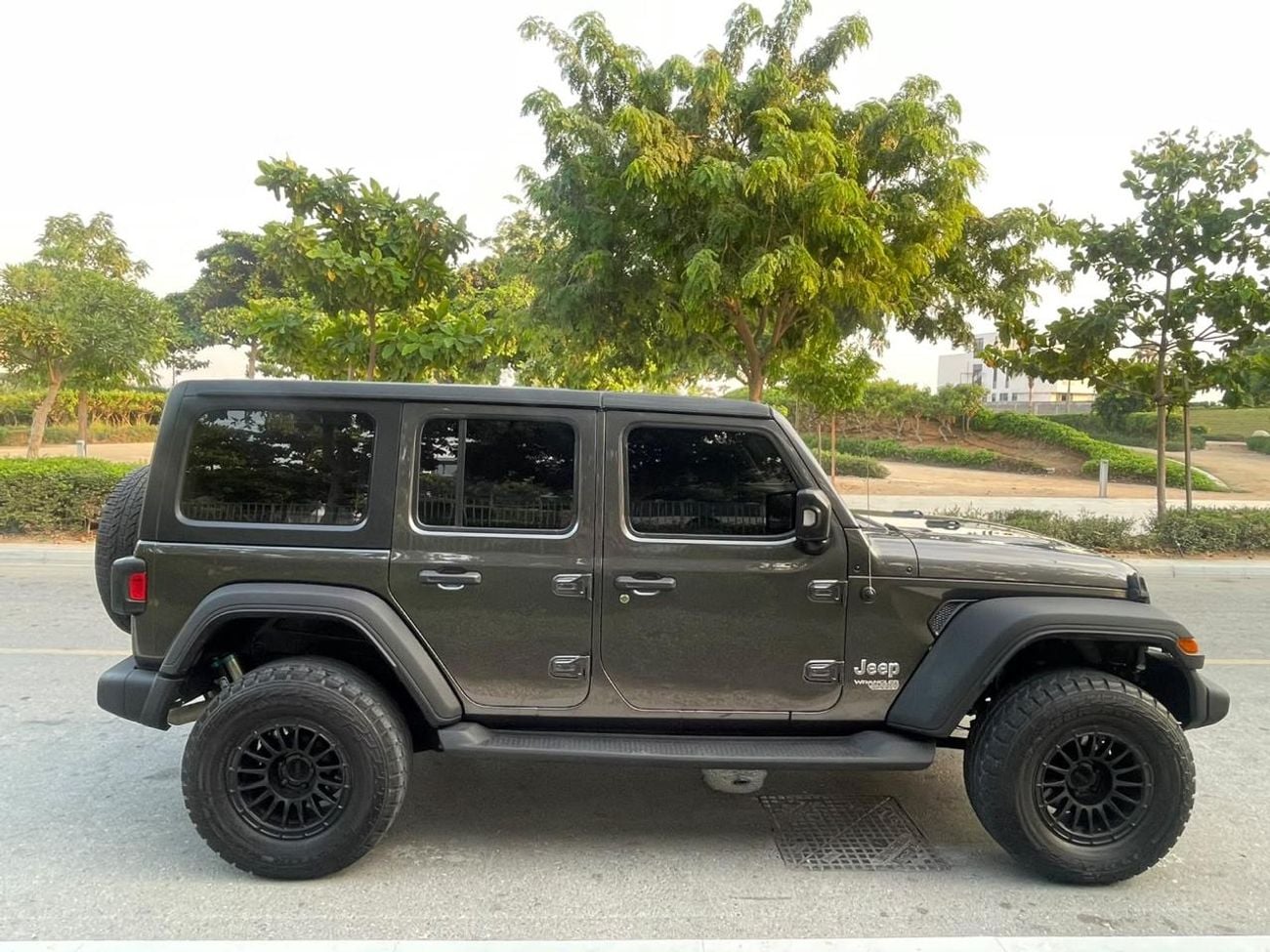 Jeep Wrangler Unlimited SPORT