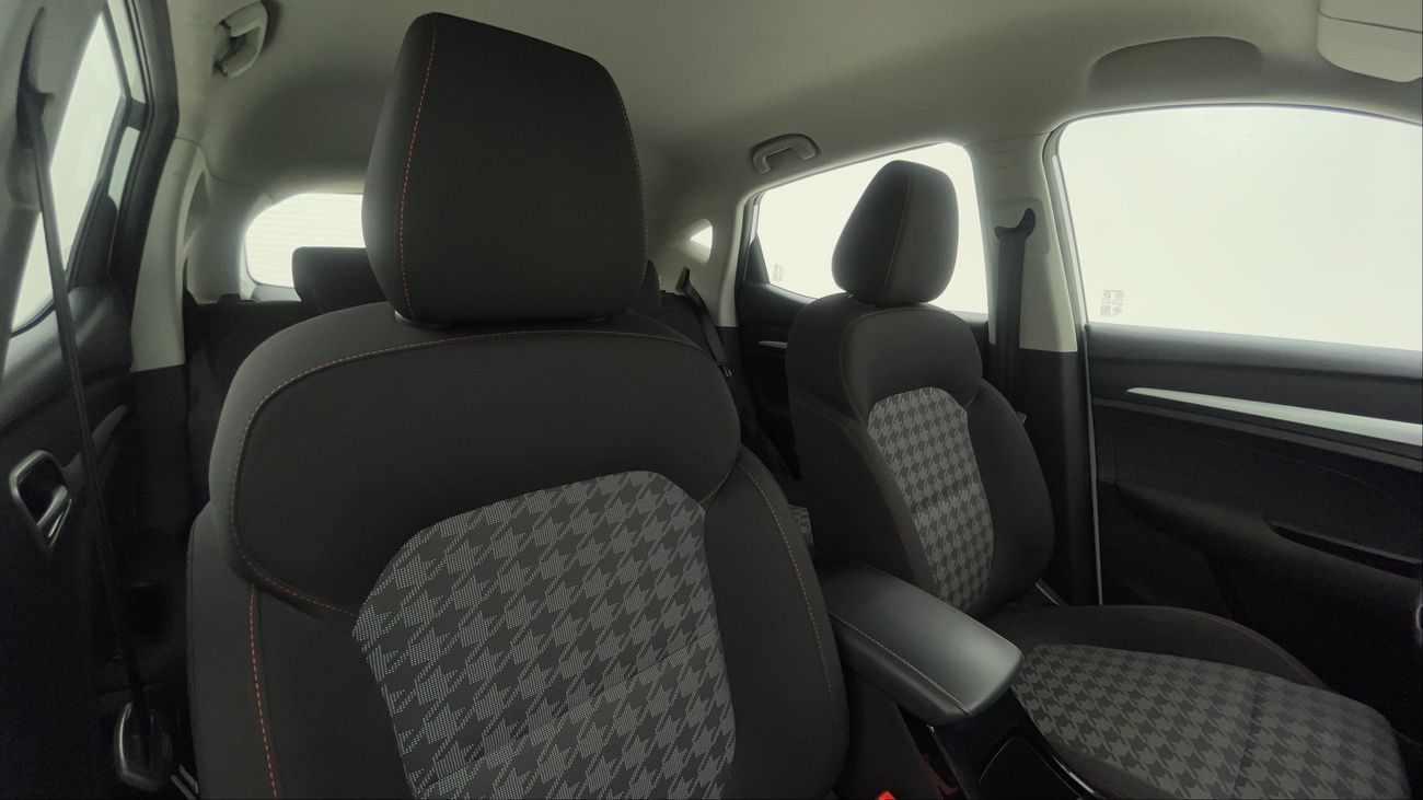 أم جي ZS STD 1.5 | بدون دفعة مقدمة | اختبار القيادة في المنزل