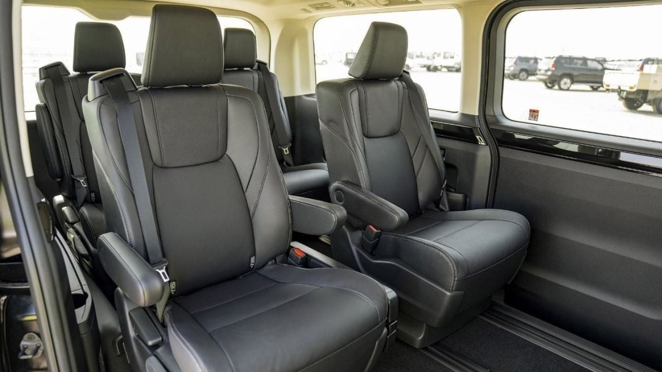 Toyota Granvia PREMIUM Toyota Granvia 3.5L petrol VIP 2024
