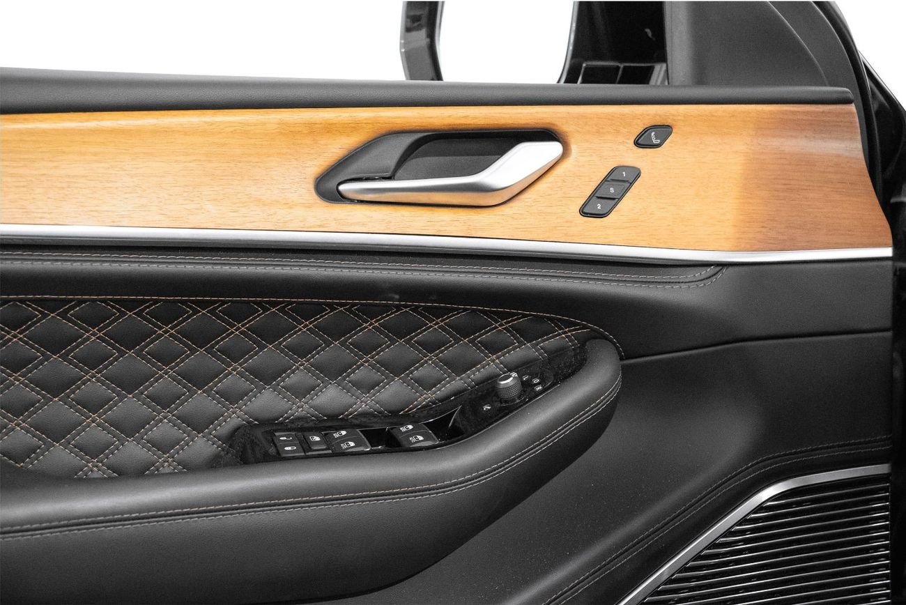 Jeep Grand Cherokee Summit 3.6L Summit 5.7L