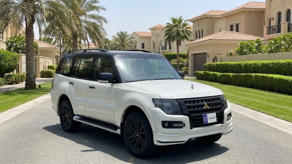 Mitsubishi Pajero GLS H/L SIGNATURE EDI