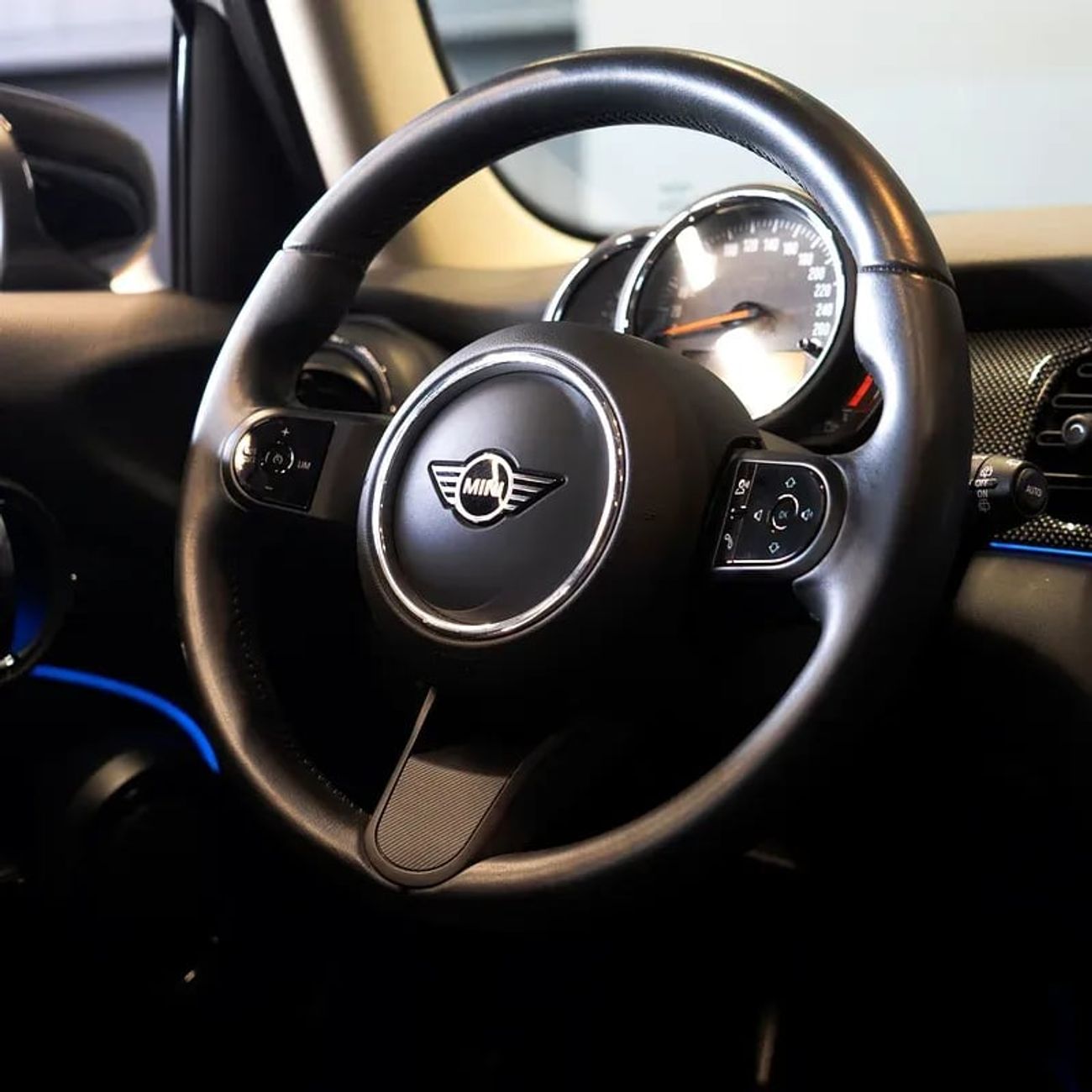 Mini Cooper SD AED 1,436 P.M • 0% Downpayment • Mini Cooper Std • Agency Warranty And Service Contract