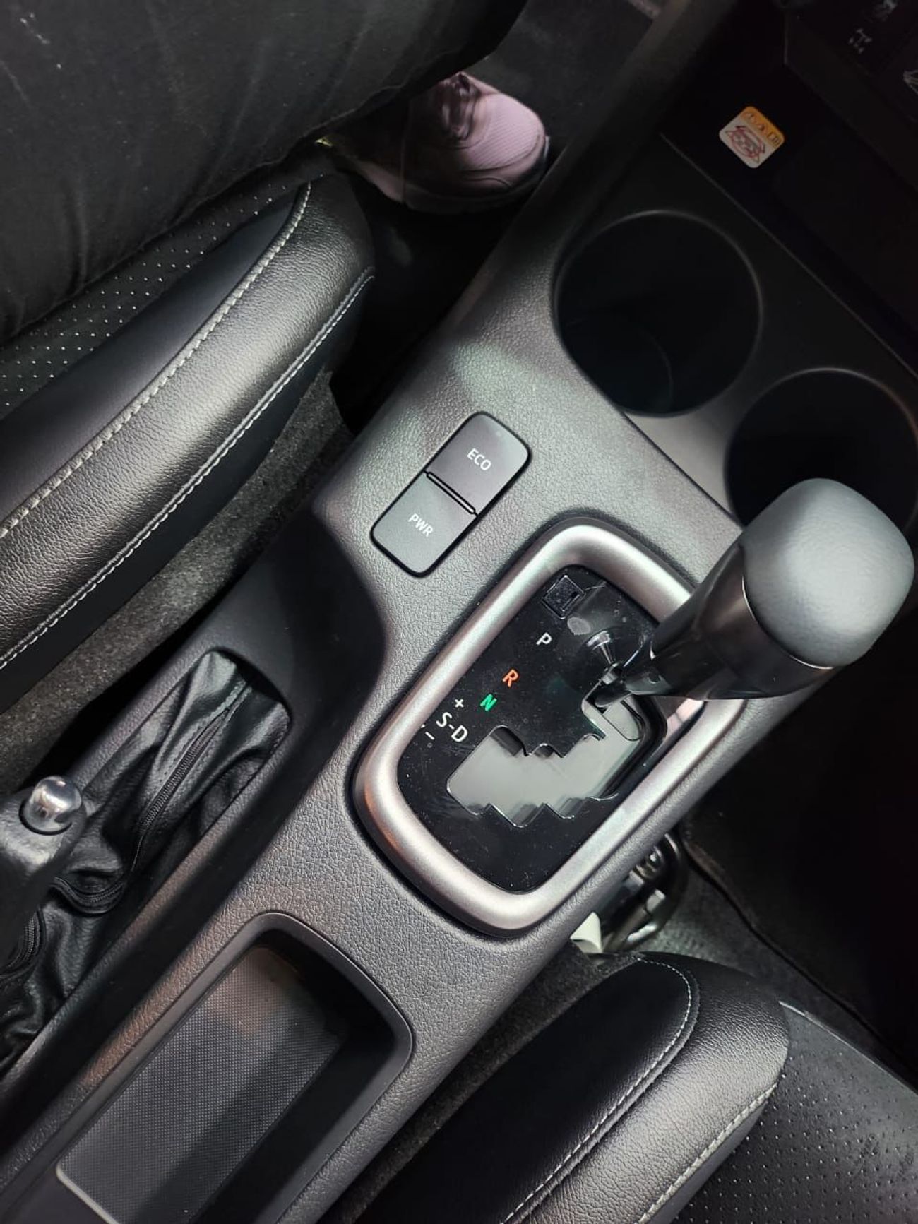 تويوتا هيلوكس GR Sport 2.8L