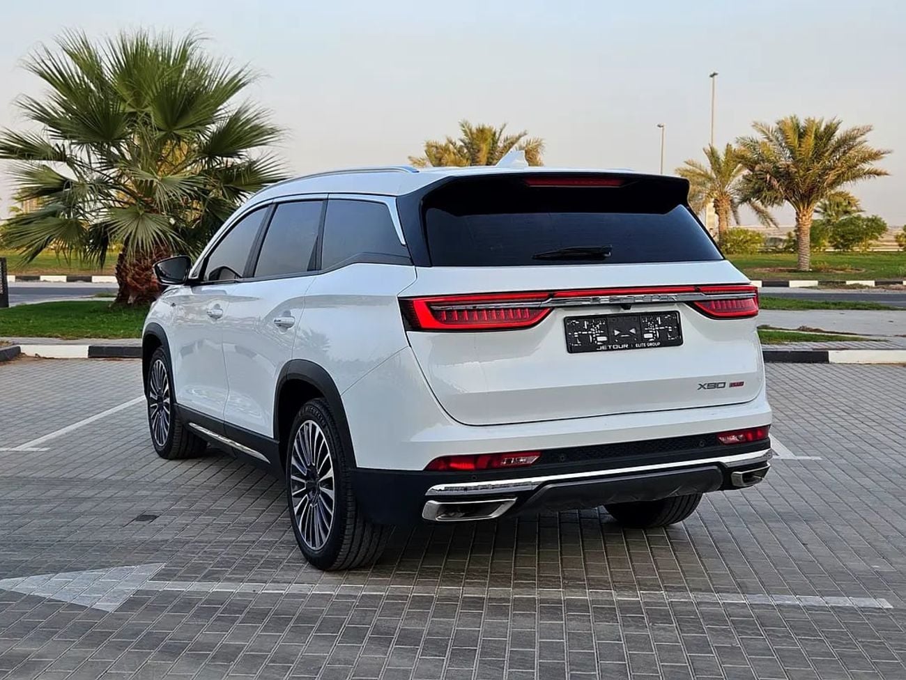 جيتور X90 بلس 2.0T Luxury | GCC Specs | Premium Condition 4 Cyliner Luxury SUV