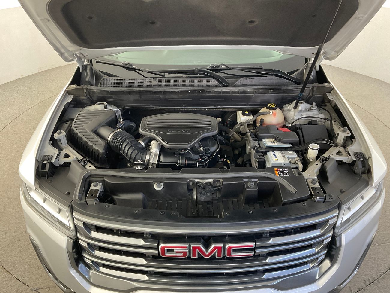 جي أم سي أكاديا AT4 | National Day Celebration | شامل الضمان | 0 ﺪﻔﻋﺓ ﺃﻮﻟﻯ