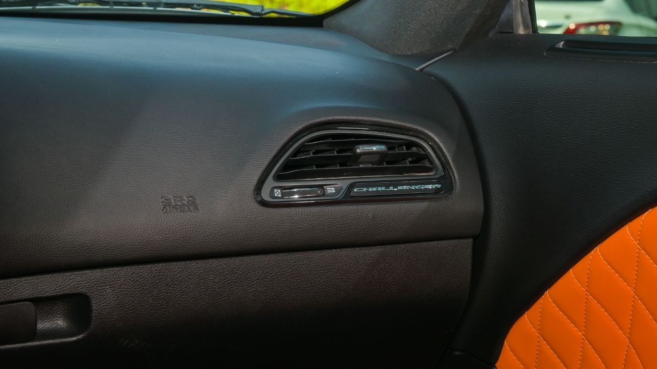 Dodge Challenger SXT Blackline 3.6L Dodge Challenger Demon Kit | Low Milage | Perfect Condition 2020