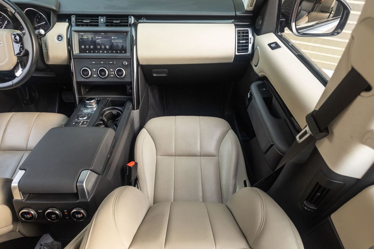 Land Rover Discovery SE Land Rover Discovery Si4 (7SEATER) 2019 GCC | Warranty for 1,296.00 AED monthly