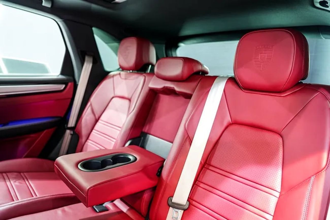 Porsche Cayenne Platinum Edition, Bose Audio, Panoramic Roof, Dealer Warranty Till 21/09/2026!