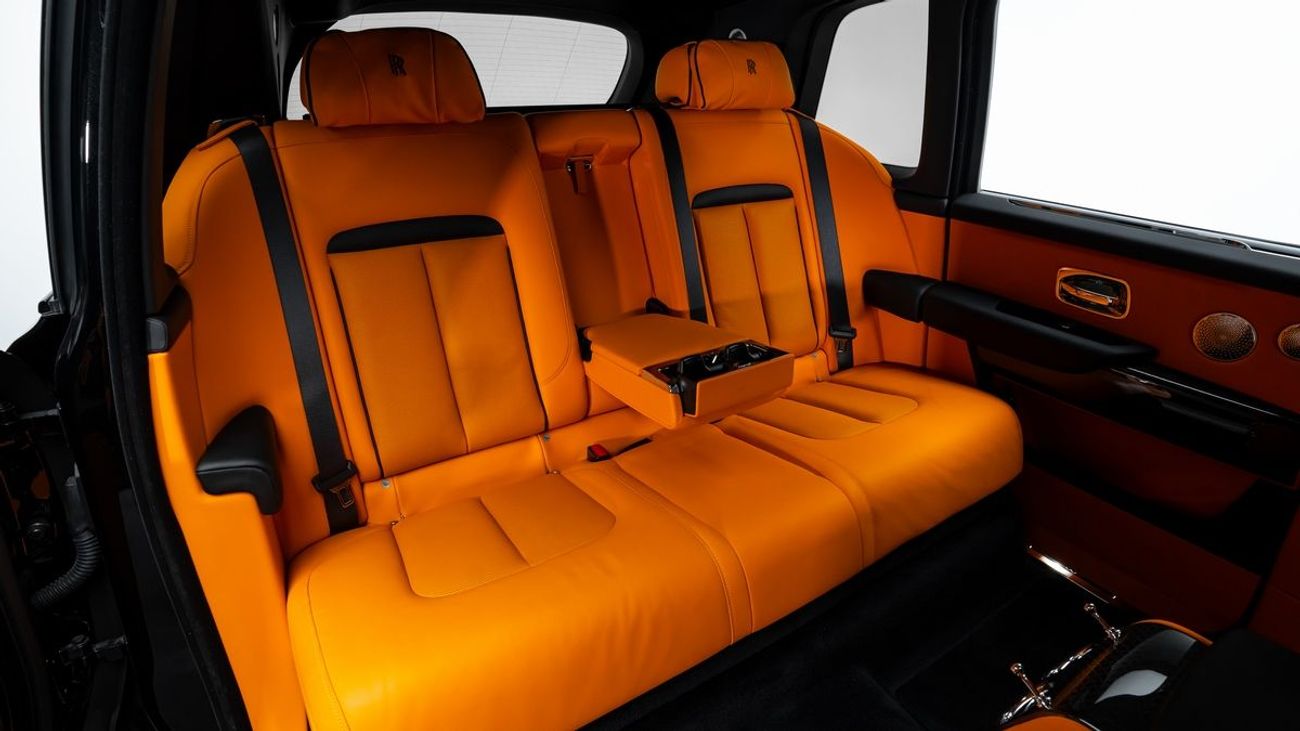 Rolls-Royce Cullinan Black Badge - 2025 - GCC - Under Warranty and Service Contract