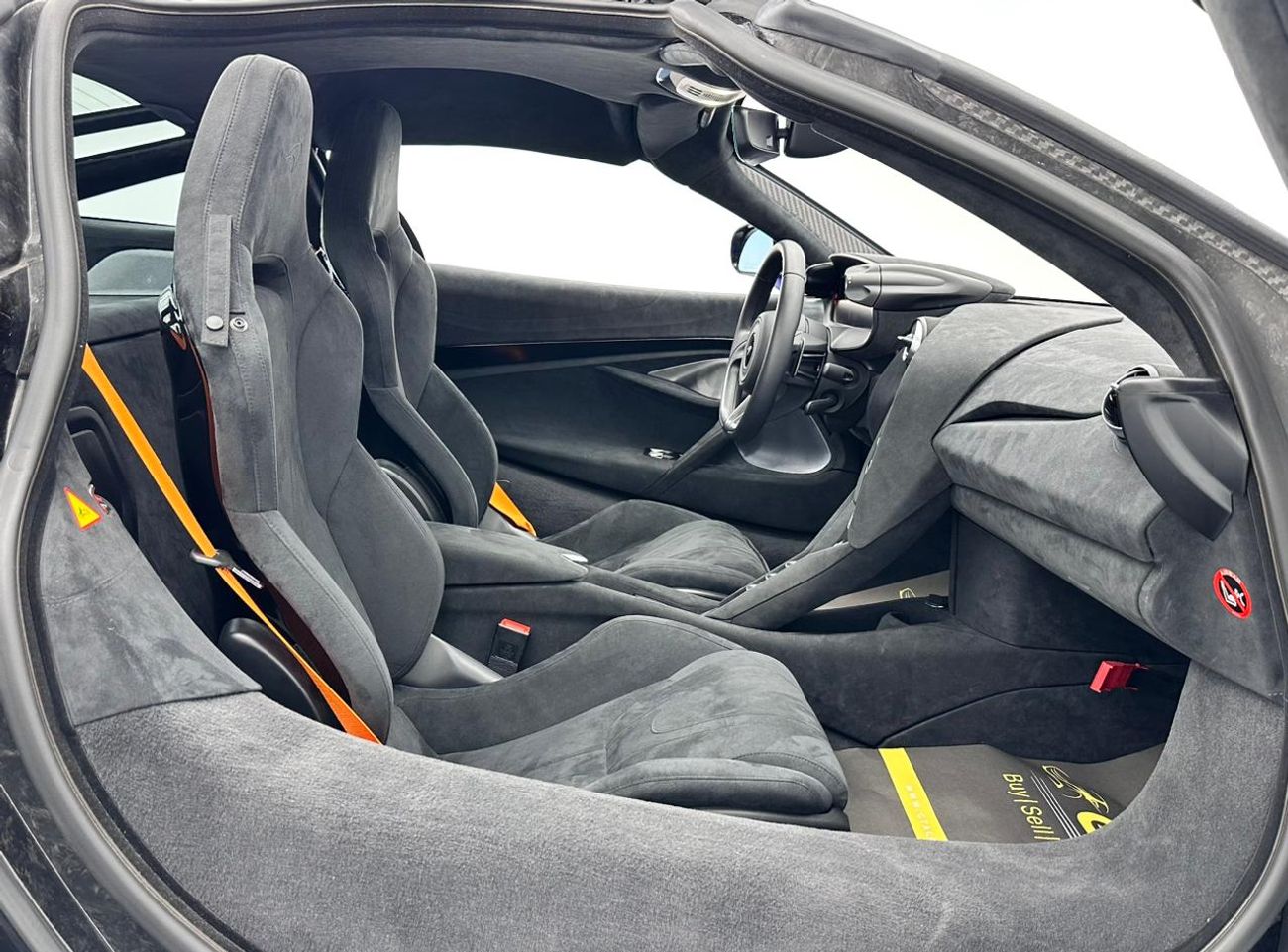 McLaren 750S 2024 McLaren 750S Coupe, Brand New, Feb 2027 McLaren Warranty, Excellent Condition, GCC