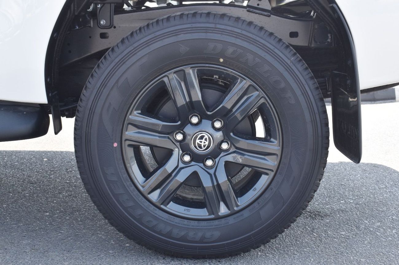 Toyota Hilux SGLX HILUX SR5 2.7L V4 PETROL MANUL