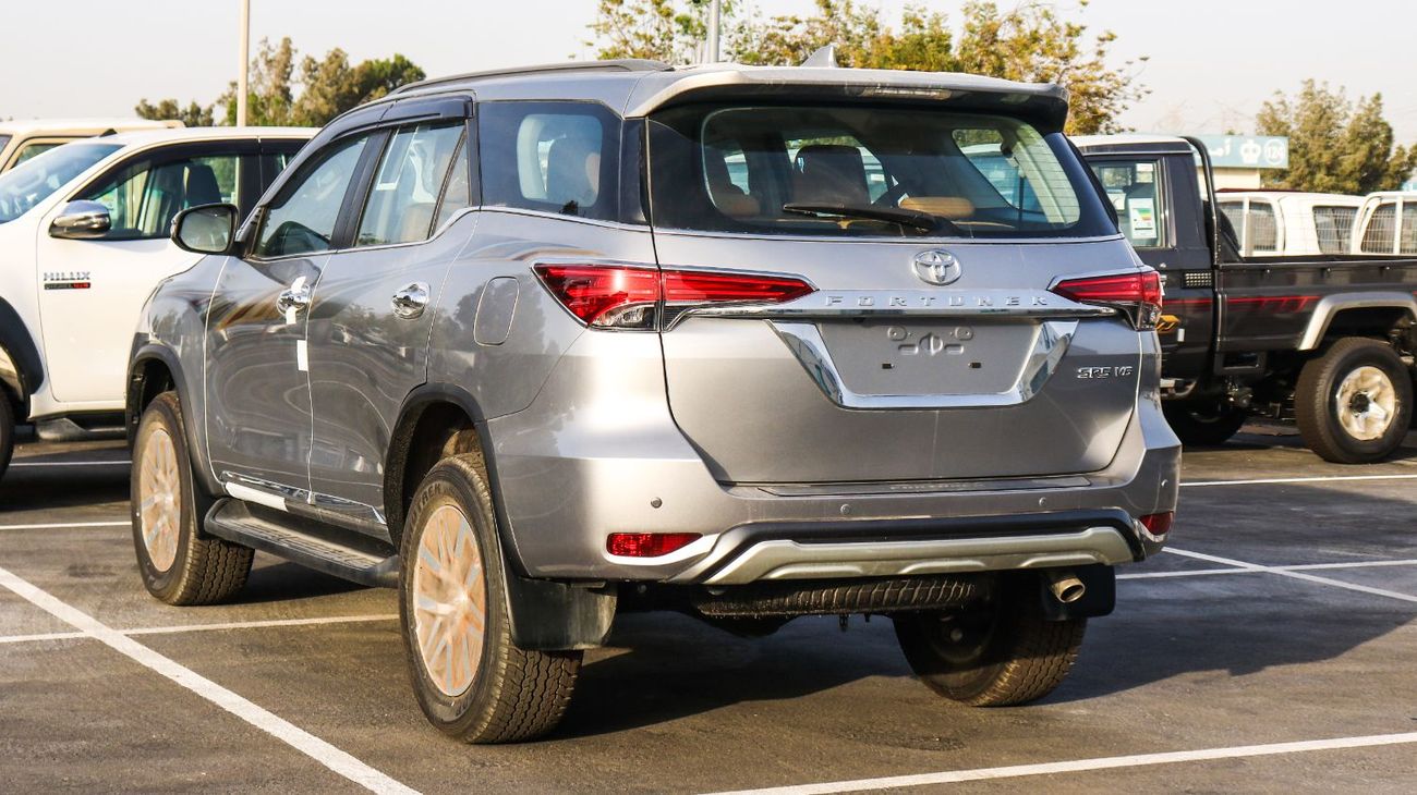 Toyota Fortuner ECT0025 - Toyota Fortuner 4.0L Petrol Auto 4wd V6 Silver