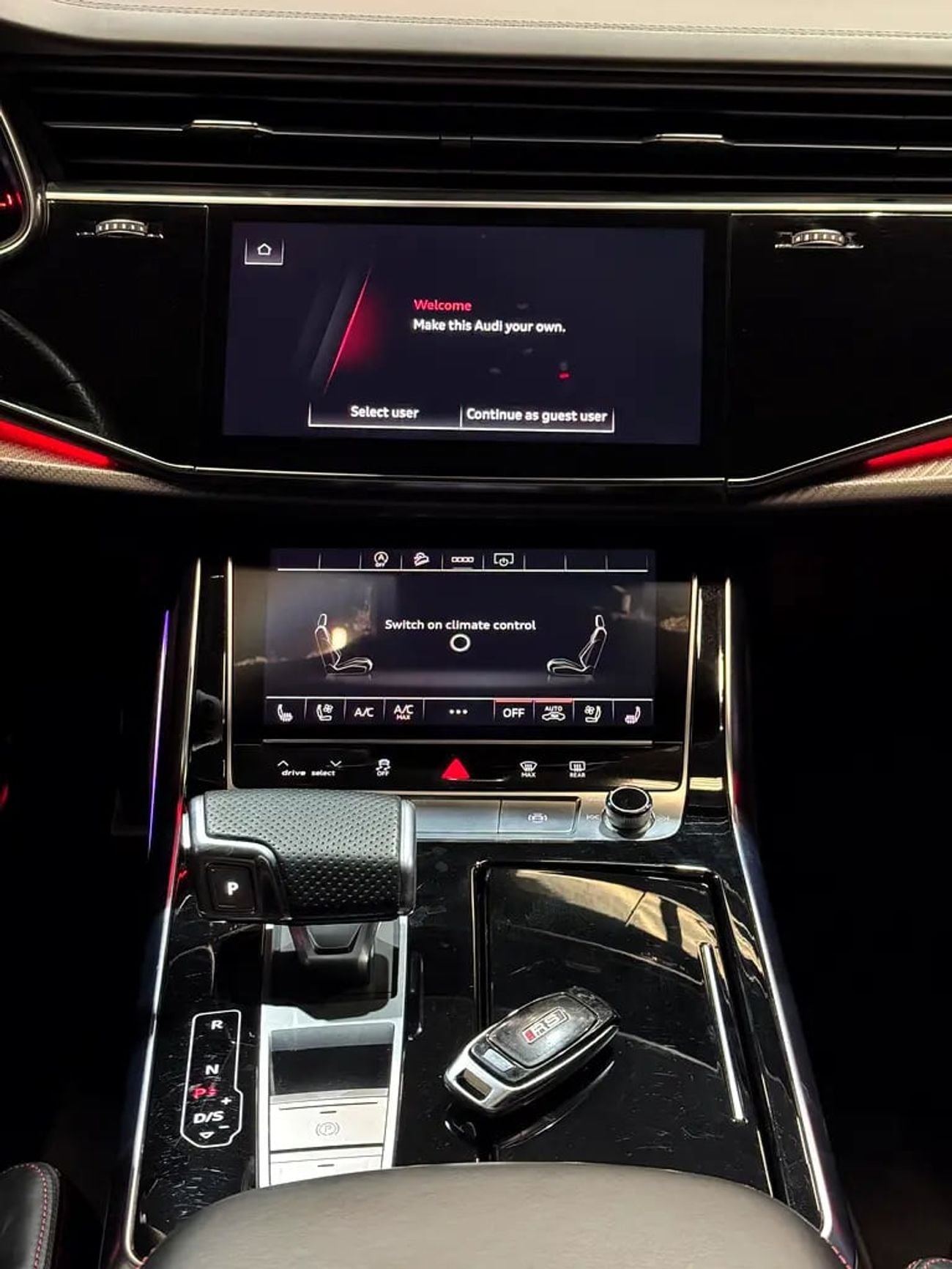 أودي RSQ8 TFSI quattro 4.0L