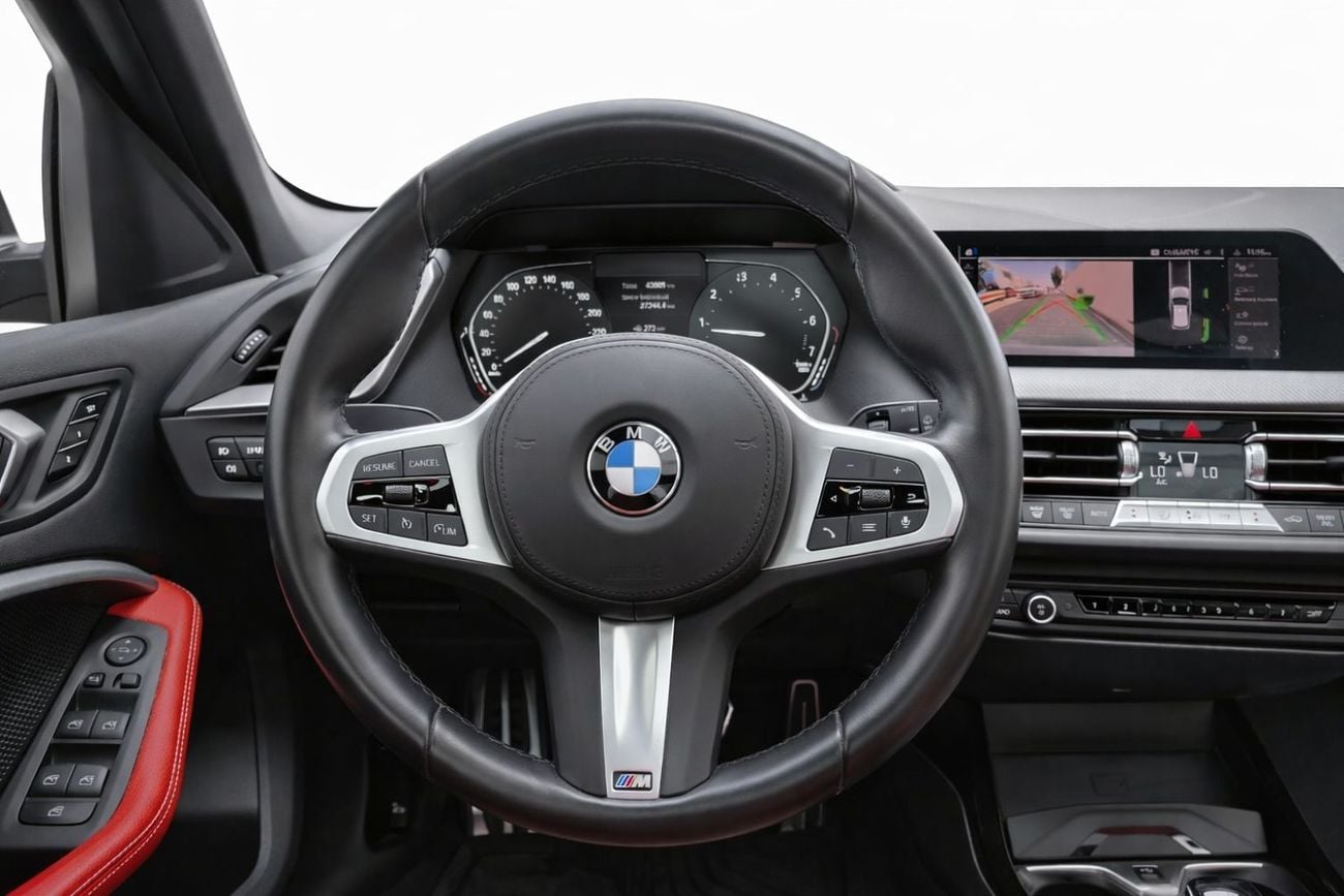 بي أم دبليو 120i M Sport 2.0L